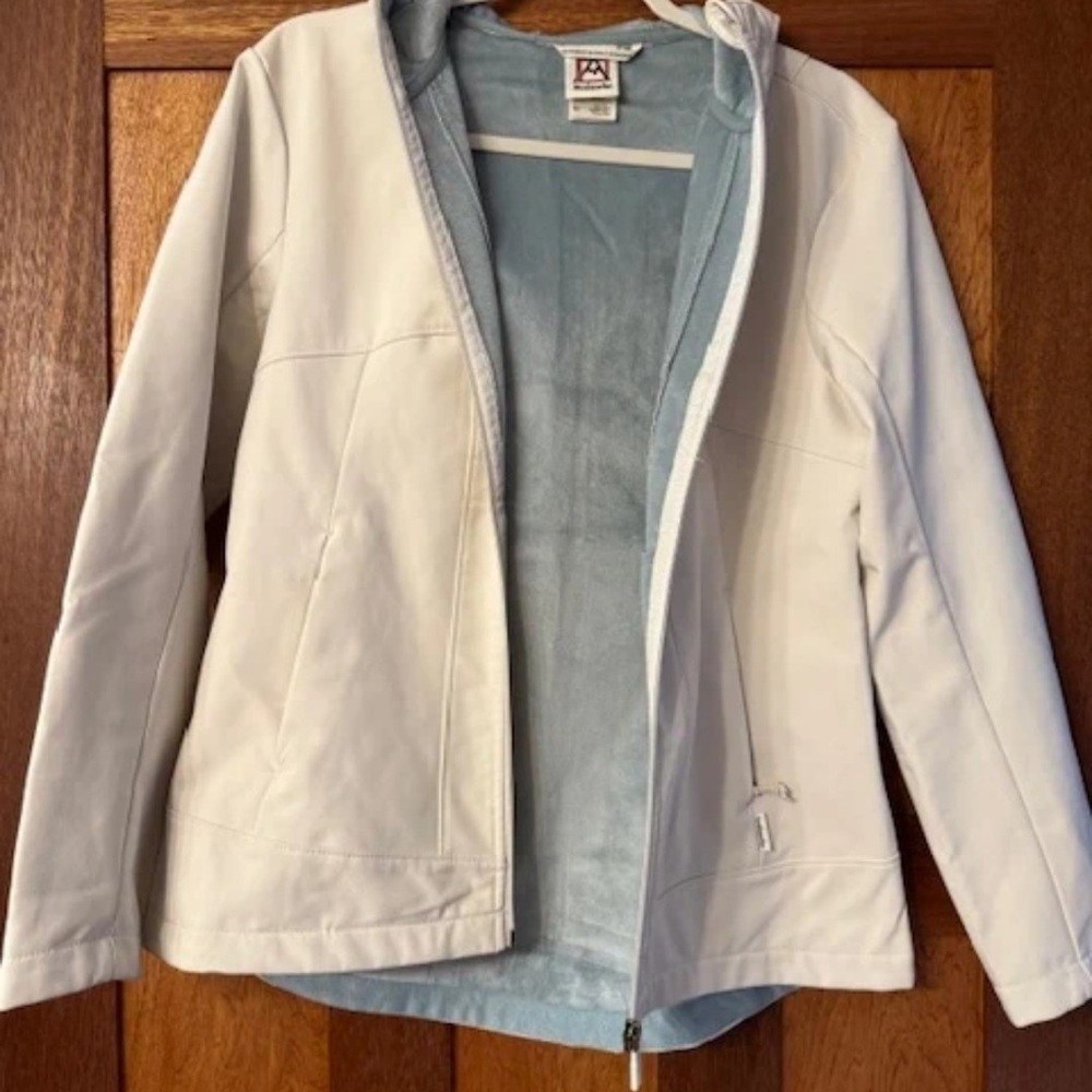 Avalanche Women's Off-White Utility Jacket
